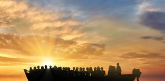 Can unauthorised maritime arrivals apply for visas?